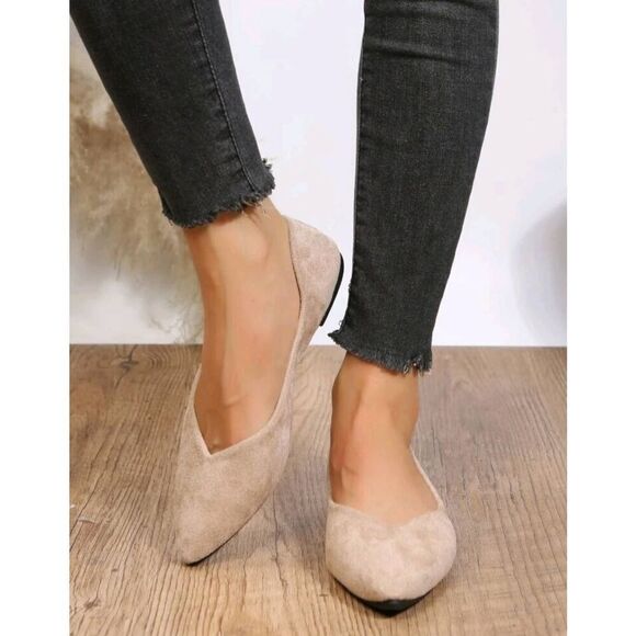 2/$30 Size 8.5 Ladies Flat Pointed Toe Slip-On Flats Shoes - Picture 1 of 7